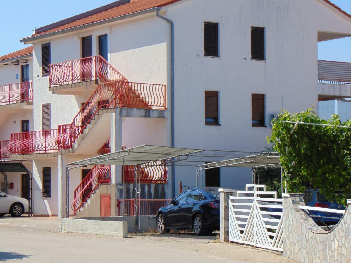 Apartment Mia Malinska Exterior foto